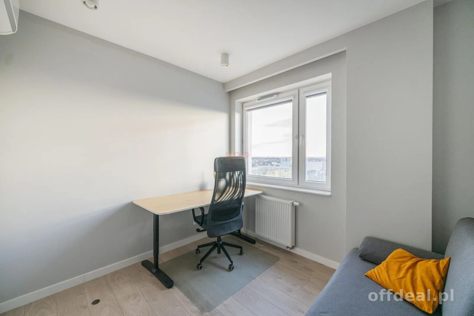 Apartament na 13 piętrze z widokiem – 4 pokoje z garderobą, tarasem