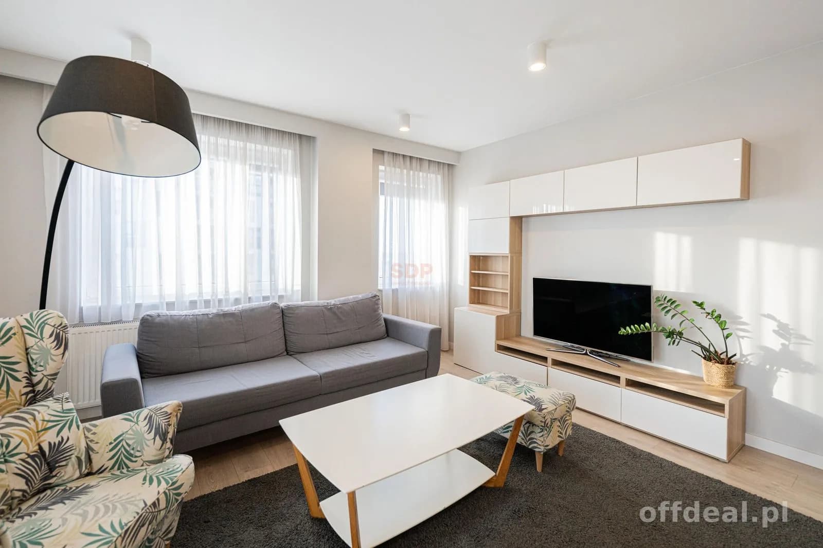Apartament na 13 piętrze z widokiem – 4 pokoje z garderobą, tarasem