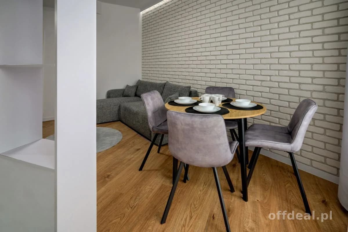 Apartament typu studio z balkonem