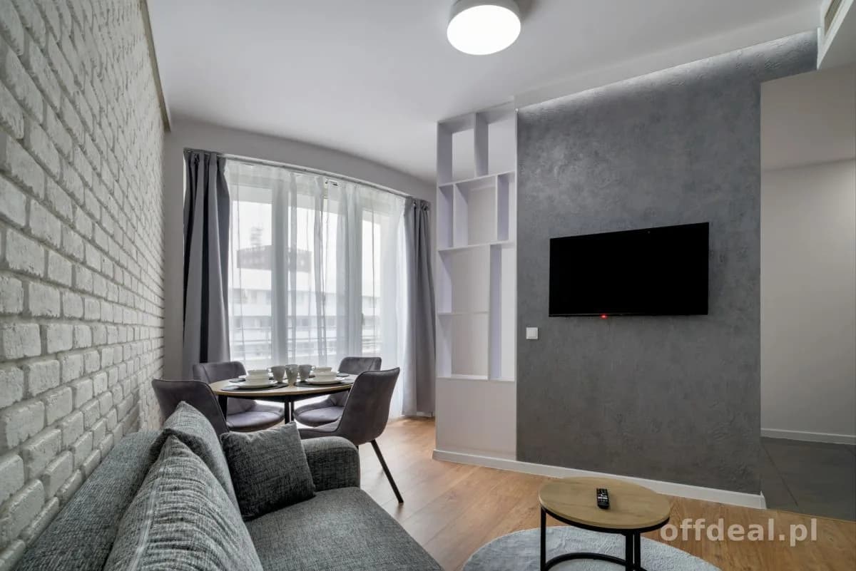 Apartament typu studio z balkonem