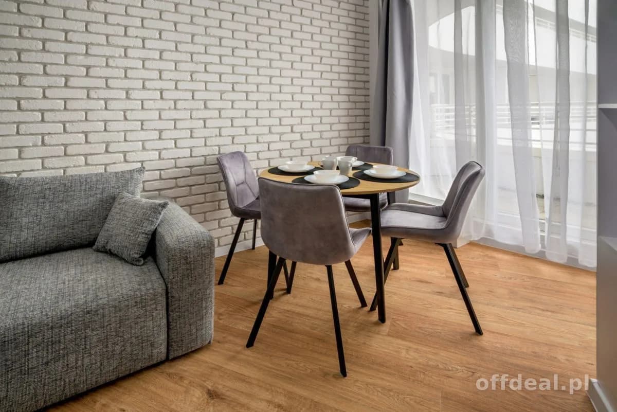 Apartament typu studio z balkonem