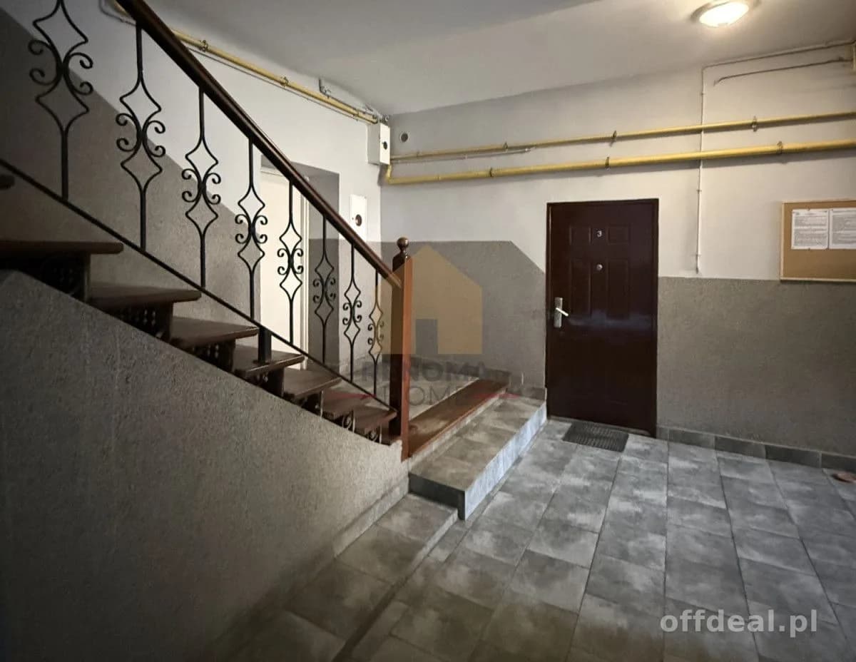 Ładna kawalerka 40m2 na 1 - piętrze.