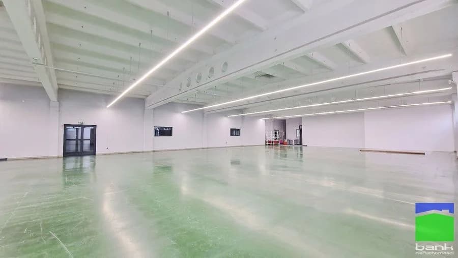 Pabianice - magazyn 670 m2 Ip. winda towarowa