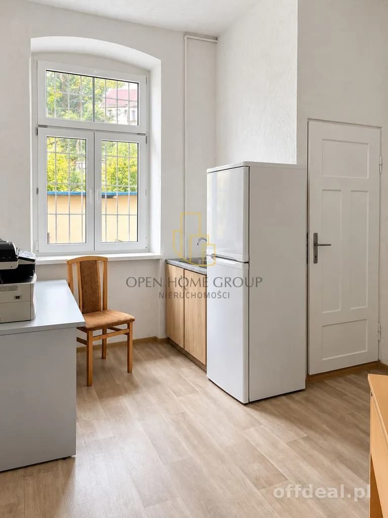 Фото 3: Комерційна нерухомість, 52 m², Piechowice
