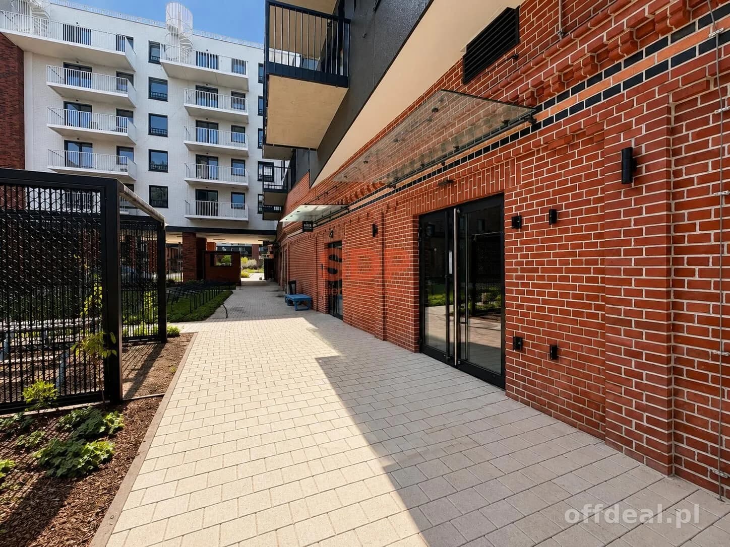 Lokal usługowy 87 m² z witrynami | Krakowska | Parking