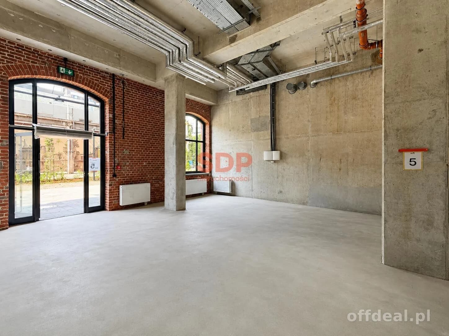 Lokal usługowy 87 m² z witrynami | Krakowska | Parking