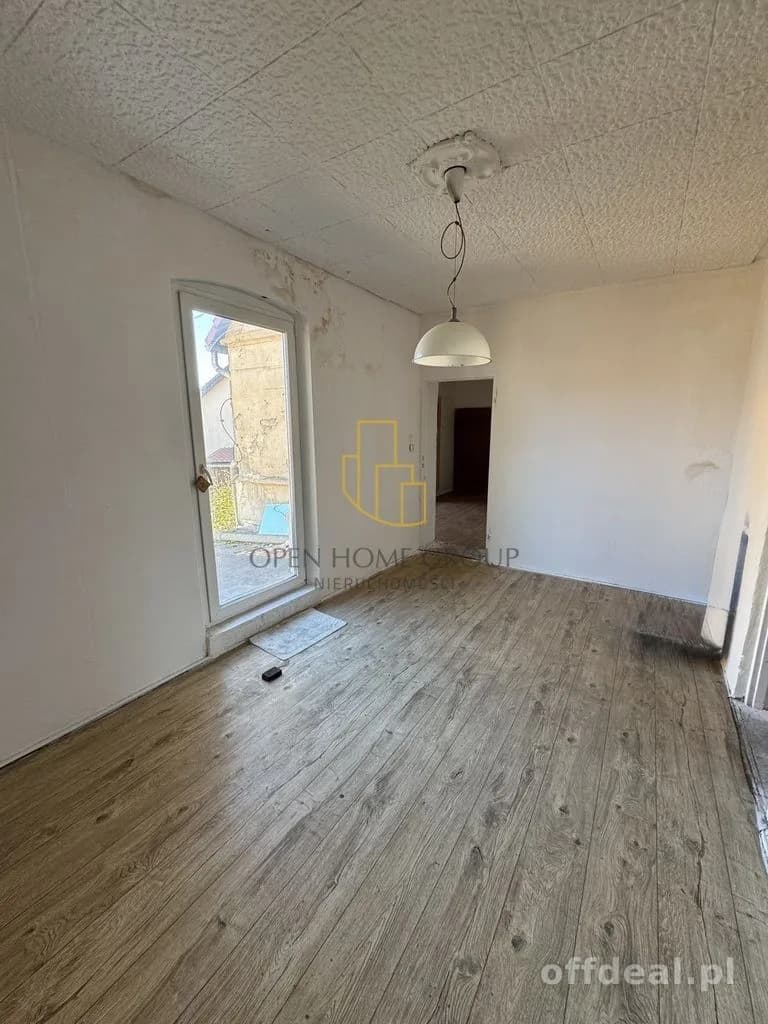 79,9m² | do generalnego remontu | 1 piętro | Cieplice