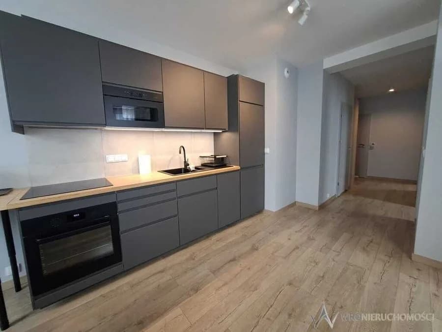 PRESTIŻOWY APARTAMENT W CENTRUM