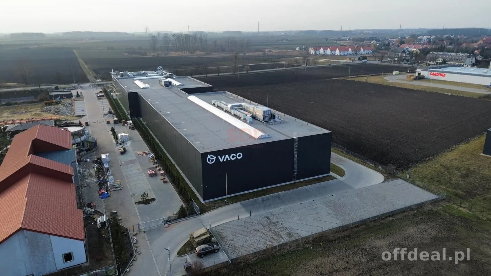 Gewerbeimmobilie zur Miete in Domasław | 1.800 m²
