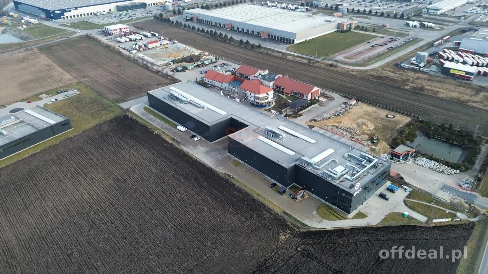 Gewerbeimmobilie zur Miete in Domasław | 1.800 m²