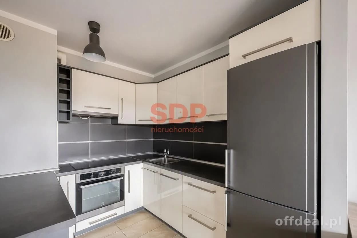 2-stronne mieszkanie, zamykanym garaż, duży balkon