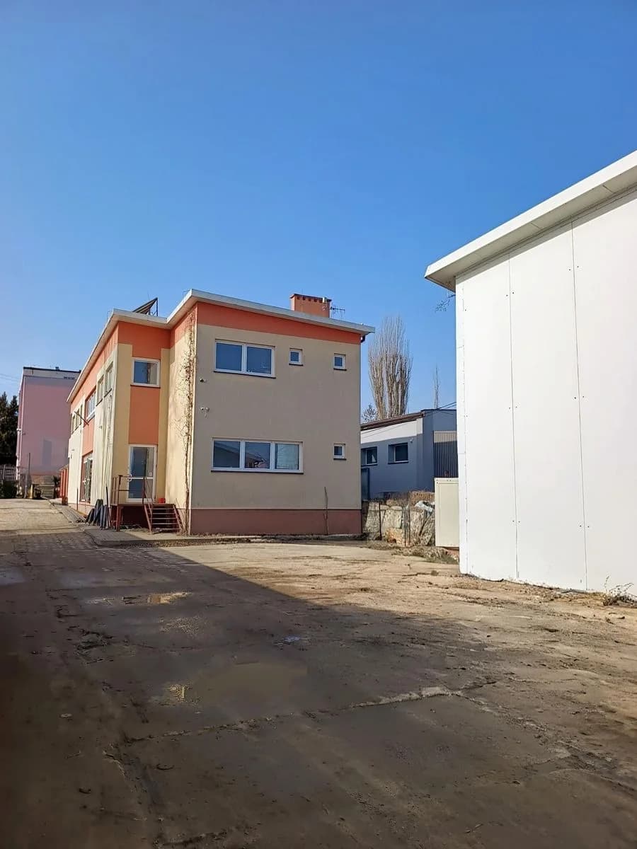 bien commercial à vendre à Łódź, Łódź-Górna | 1 223,4 m²