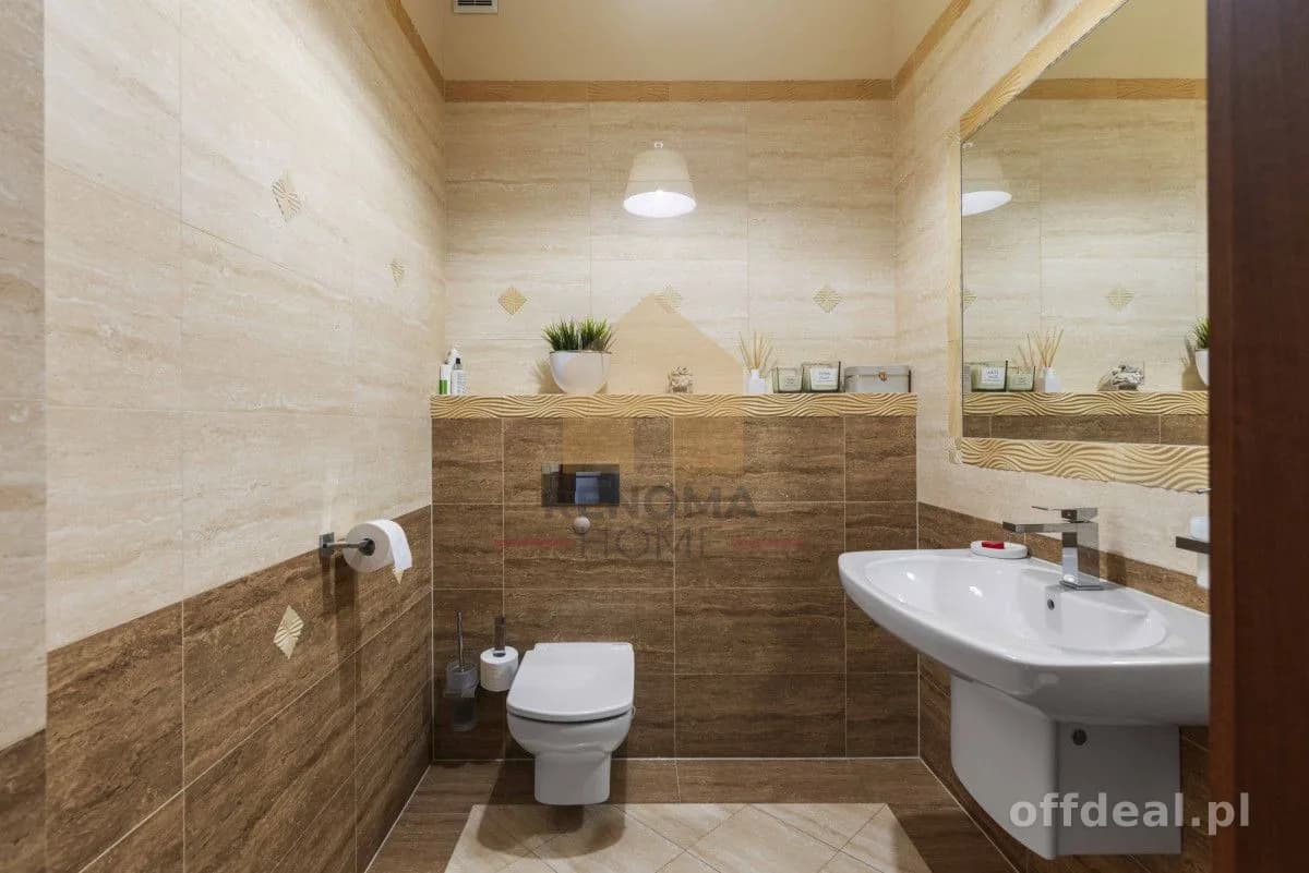 Rodzinny dom z basenem 400m2, Basen | Duży Ogród