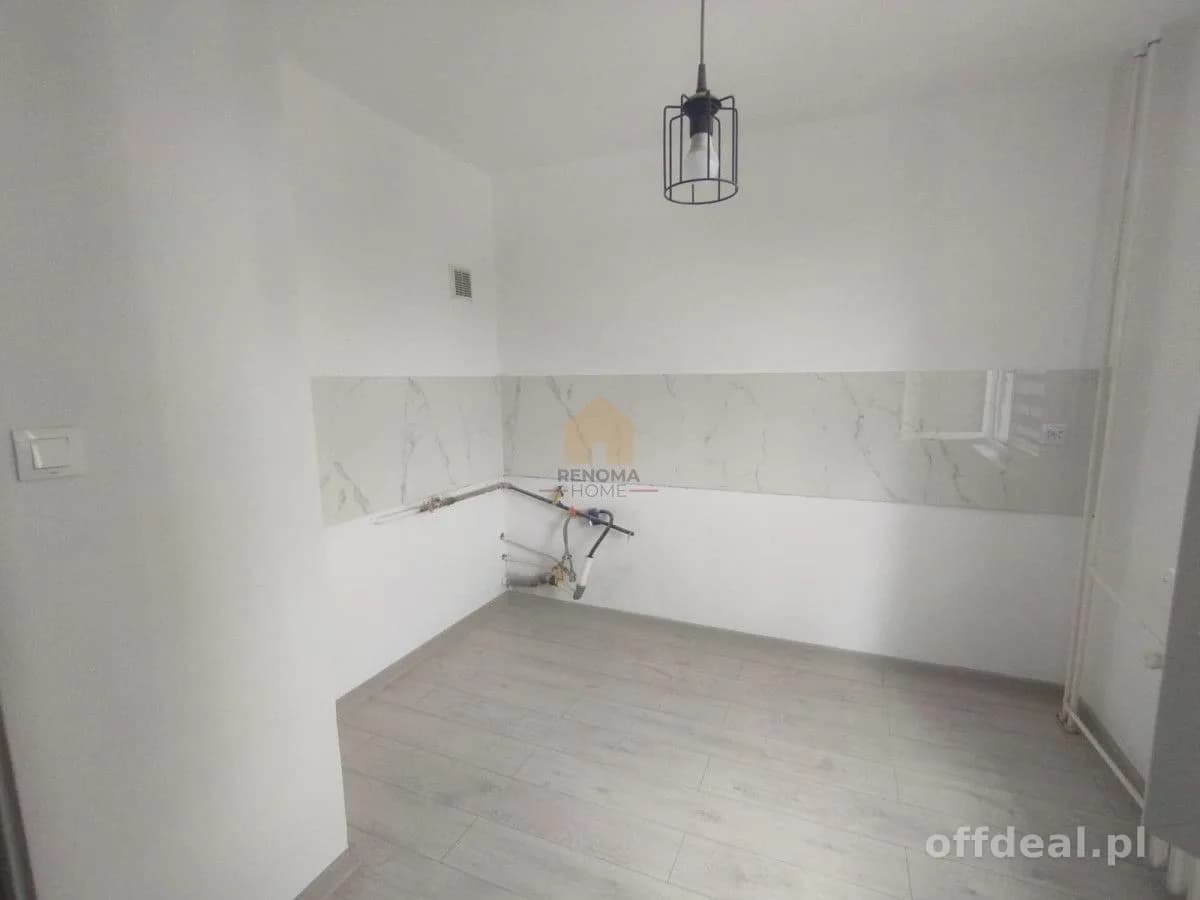 Piekary A- Kawalerka-35 m-7 p - winda- po remoncie