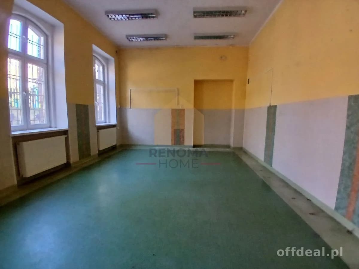 Budynek użytkowy 859 m² | Wałbrzych | inwestycyjny