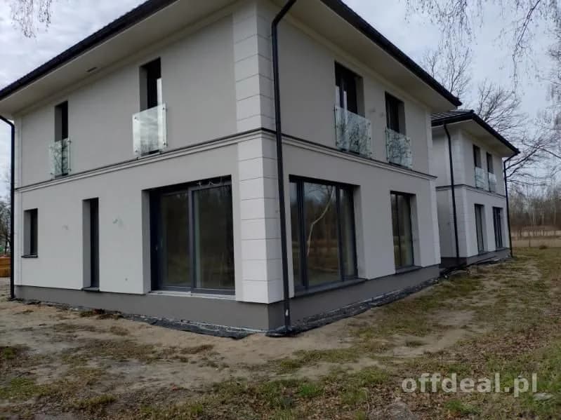 maison à vendre à Stefanówka | 4 pièces | 247 m²