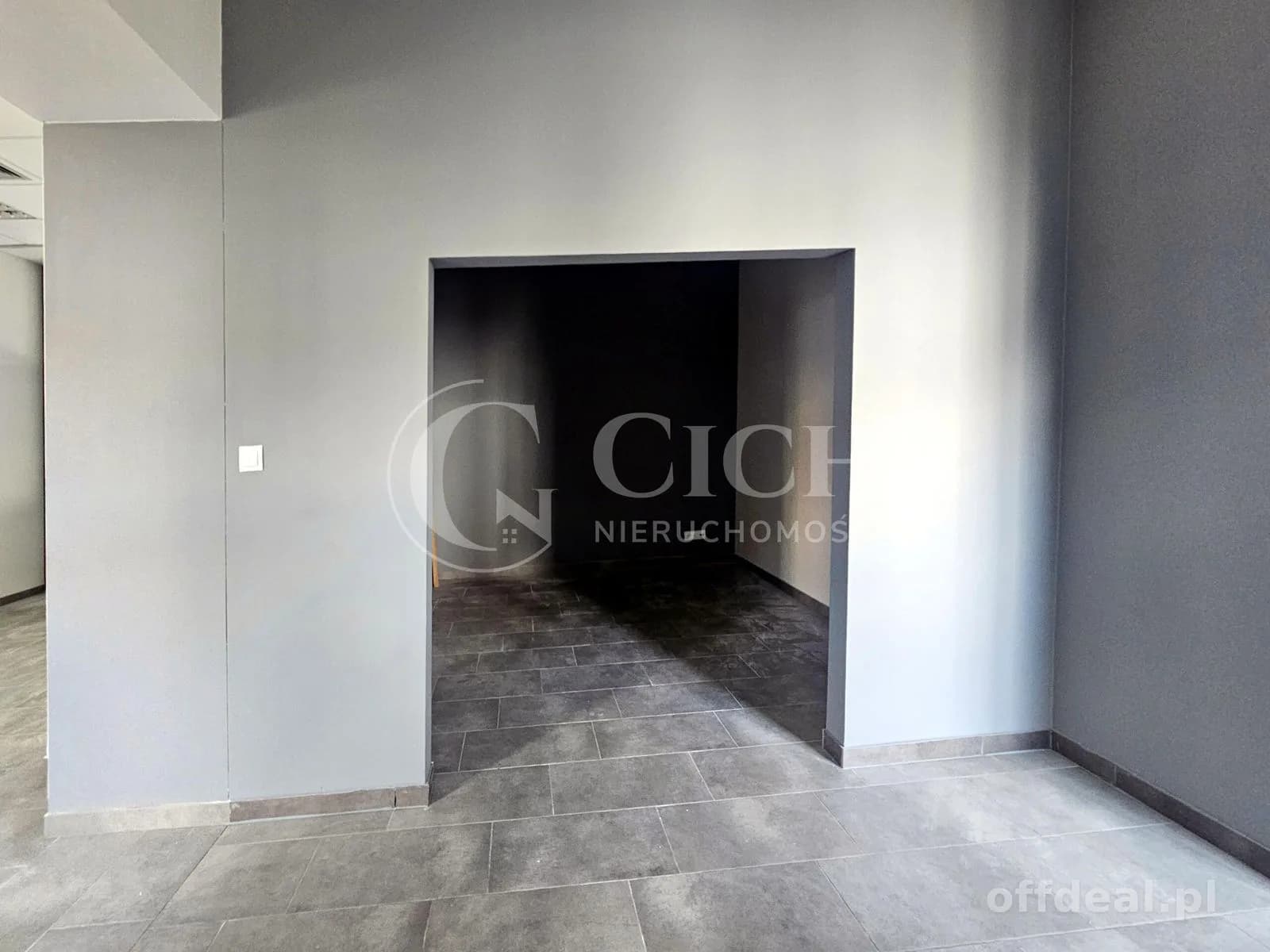 комерційна нерухомість в оренду у Tarnów | 45,2 m²