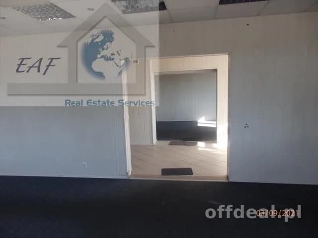 bien commercial à louer à Sękocin Nowy | 210 m²