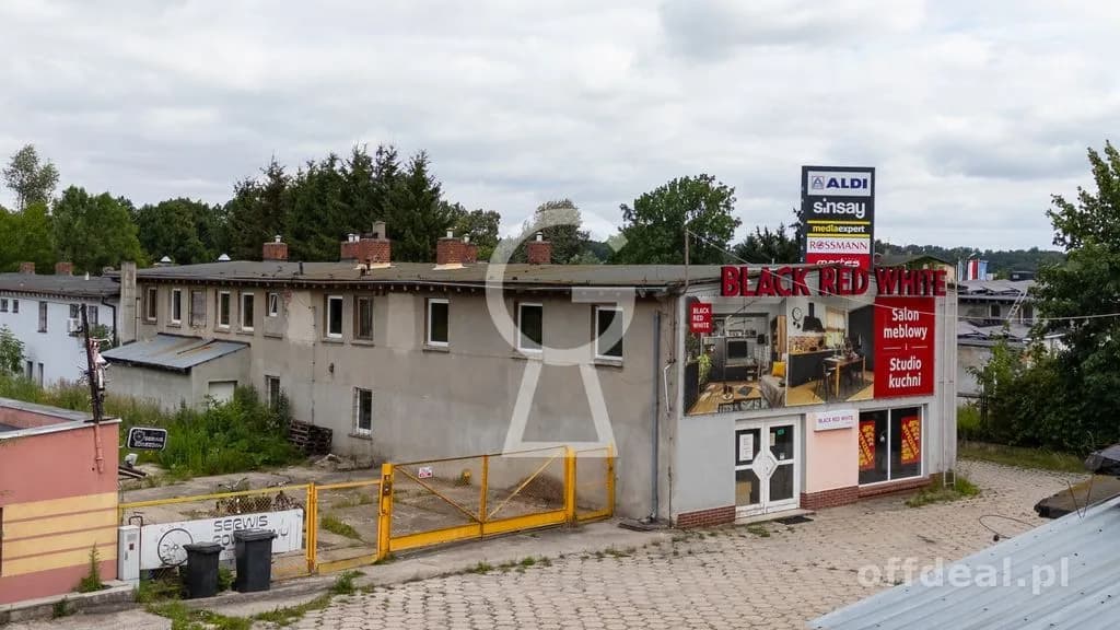 Obiekt handlowo usługowy 643 m² – Złotoryja