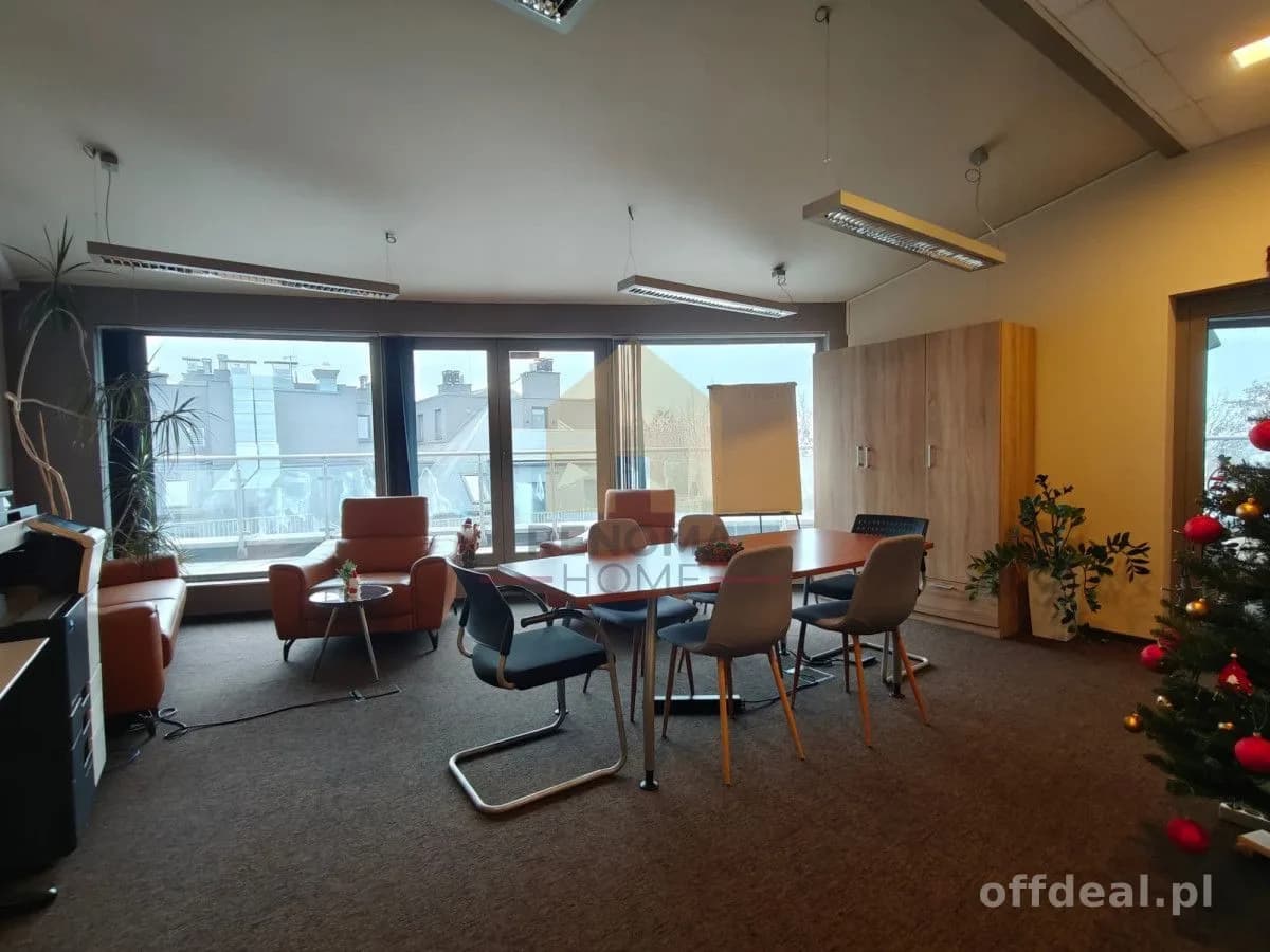комерційна нерухомість на продаж у Wrocław, Krzyki, Gaj | 10-кімн. | 256 m²