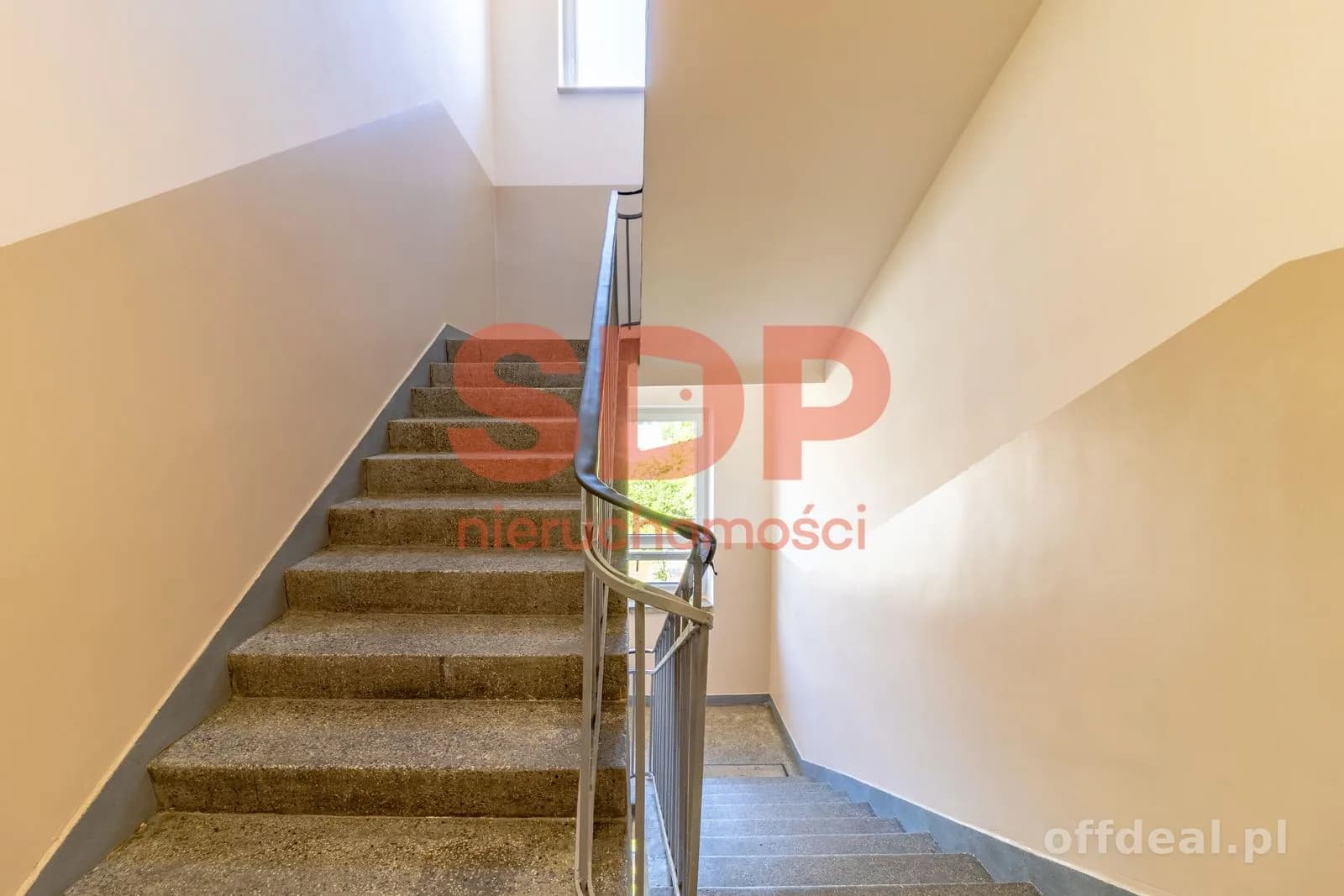 2 pokoje | 51,83 m2 | Balkon typu loggia | Piotrkowska