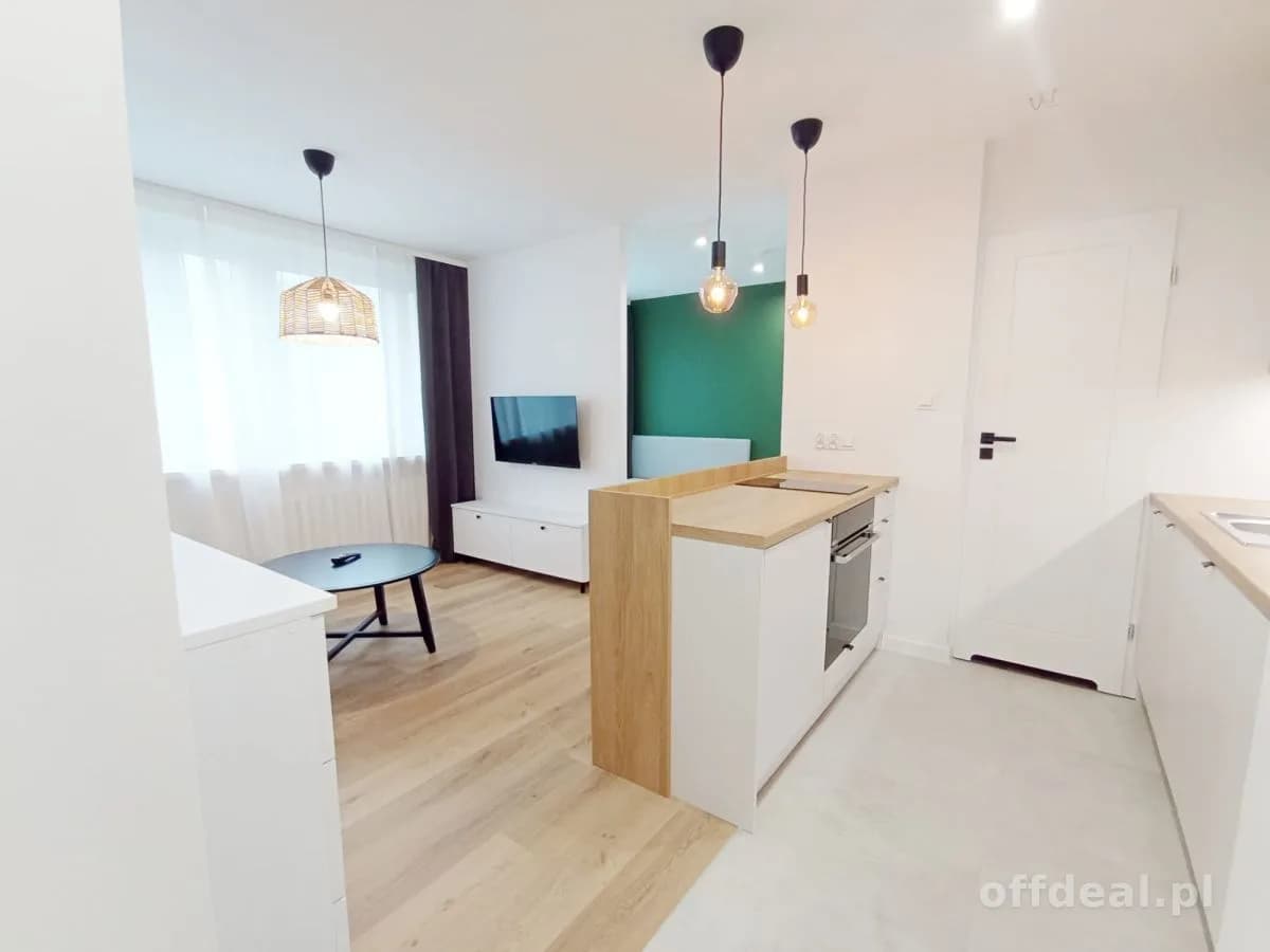 Фото 2: Квартира, 2 кімнати, 28 m², Wrocław