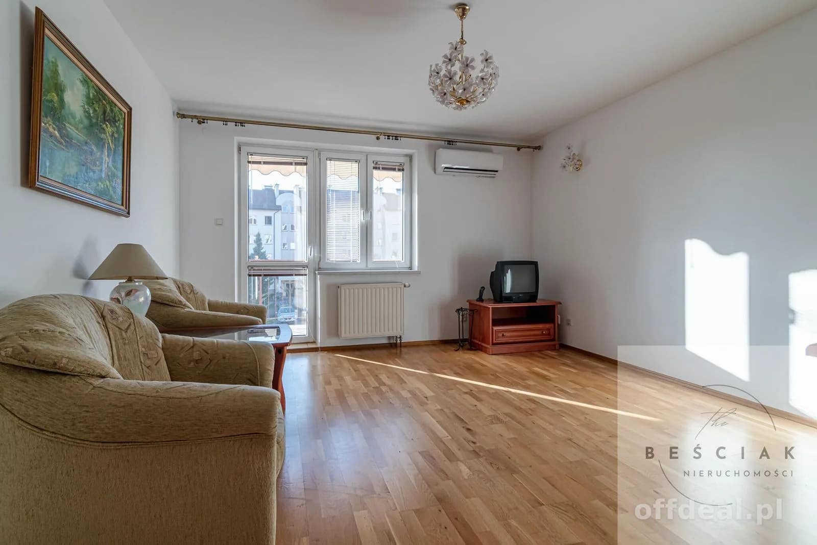 Tarnów | ul. Dąbrowskiej 26 | 1.p. | 64 m² | balkon | piwnica | klimatyzacja