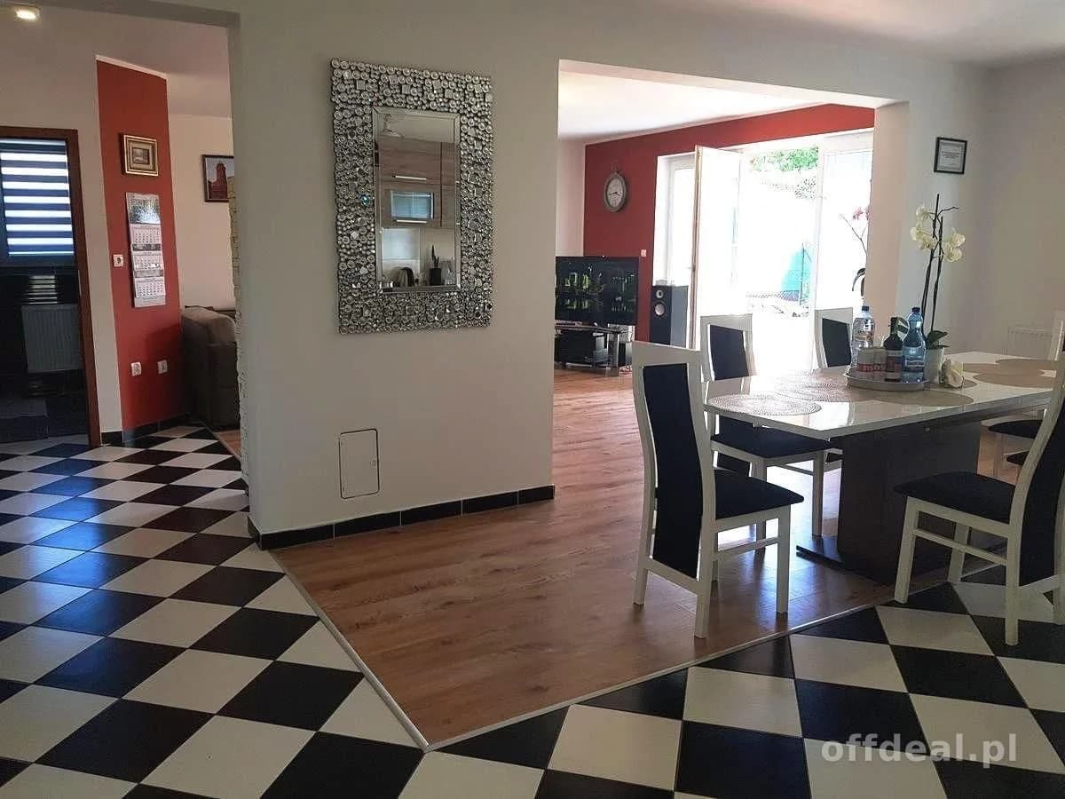 10-Zimmer Haus zum Verkauf in Grzybowo | 546 m²