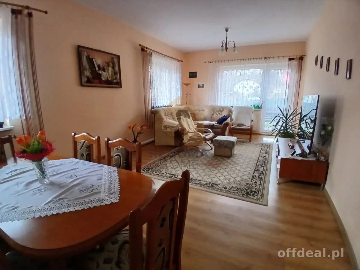 Dom w malowniczej okolicy – las, góry i prywatność