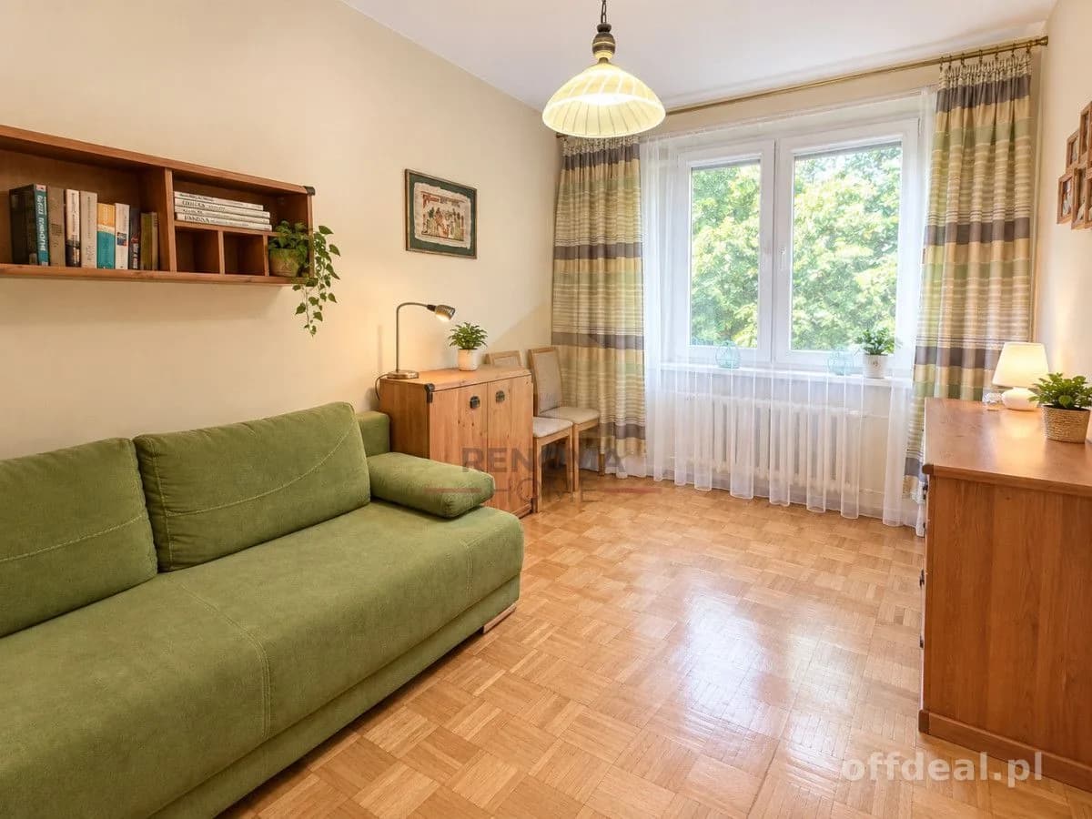 68m2 / 3 POK / 1 - PIETRO -PODZAMCZE