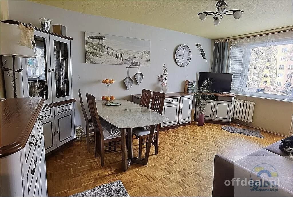 Mieszkanie 4 pokojowe na 1p w bloku os.Na Stoku