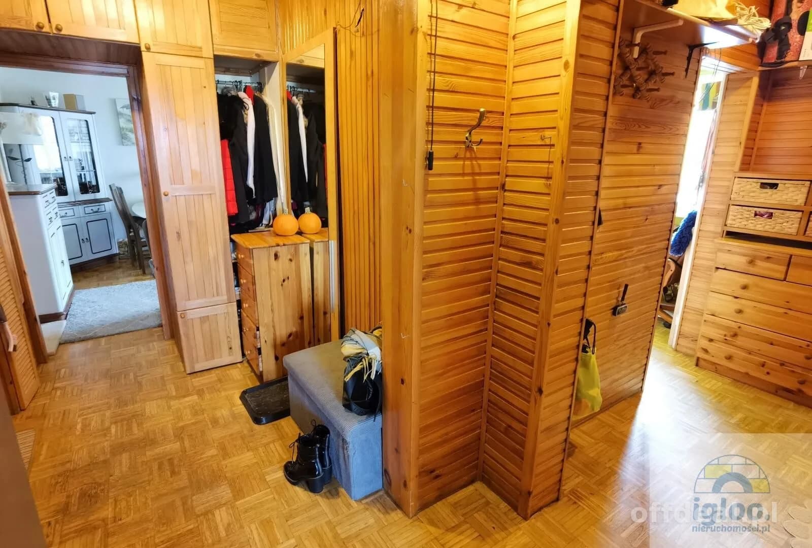 Mieszkanie 4 pokojowe na 1p w bloku os.Na Stoku