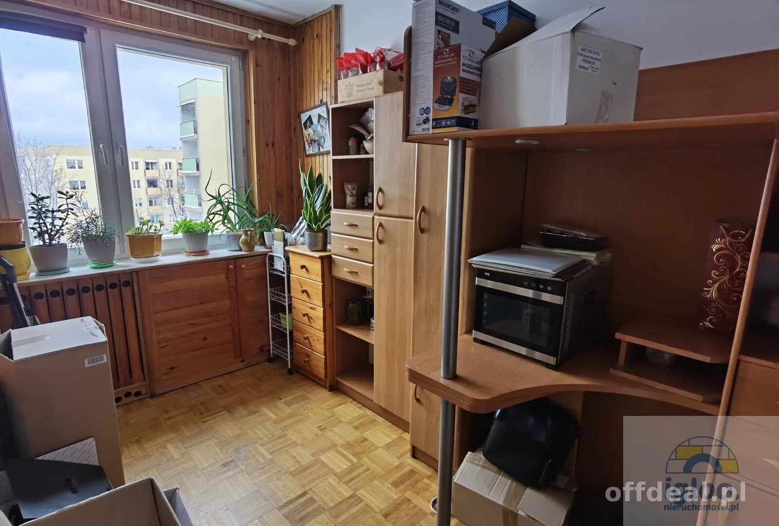 Mieszkanie 4 pokojowe na 1p w bloku os.Na Stoku