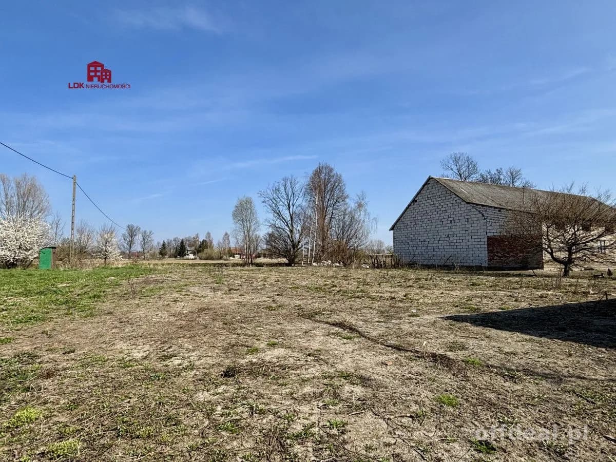 Działka budowlana blisko morza