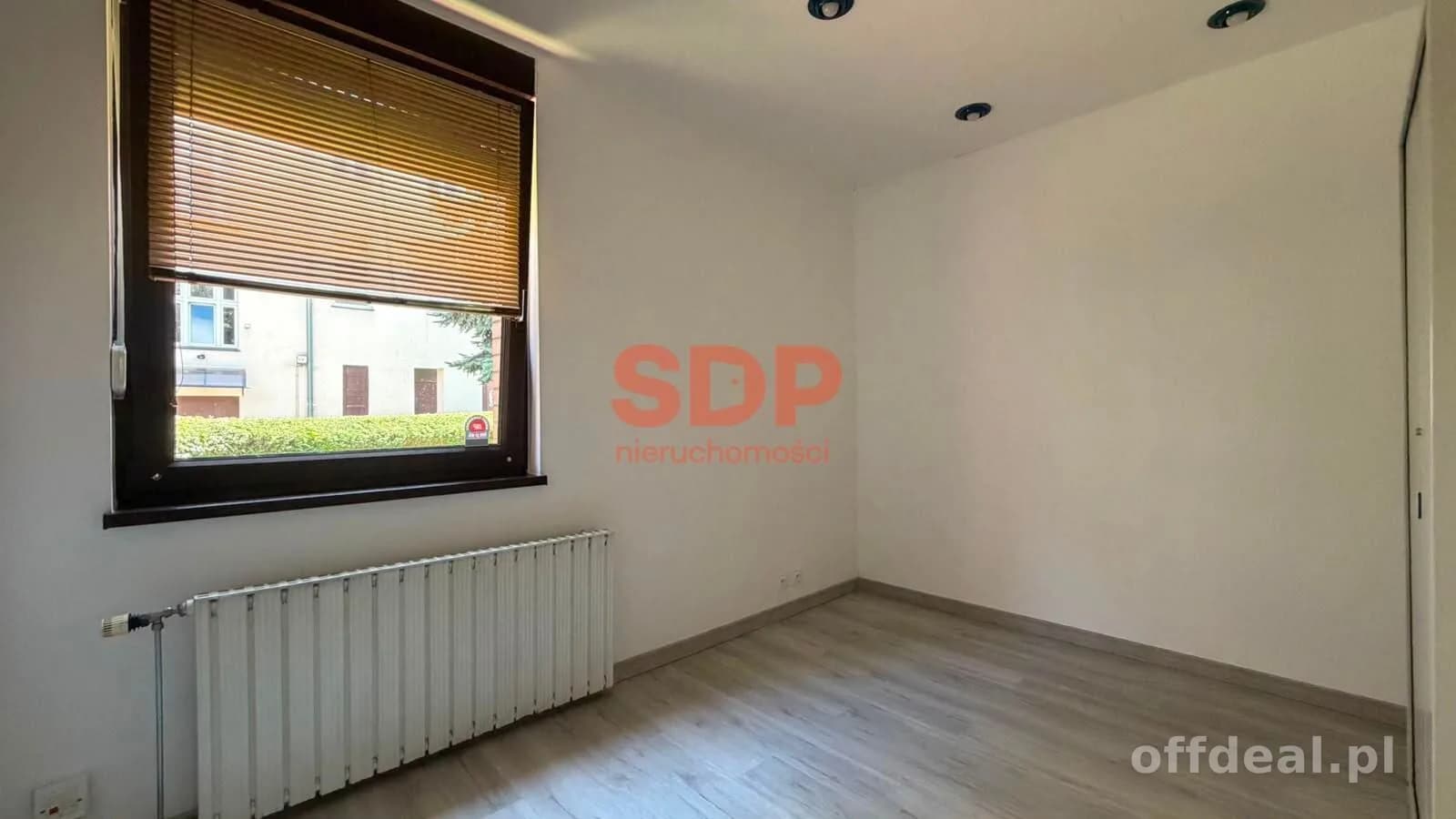 bien commercial à louer à Wrocław, Śródmieście, Ołbin | 110 m²
