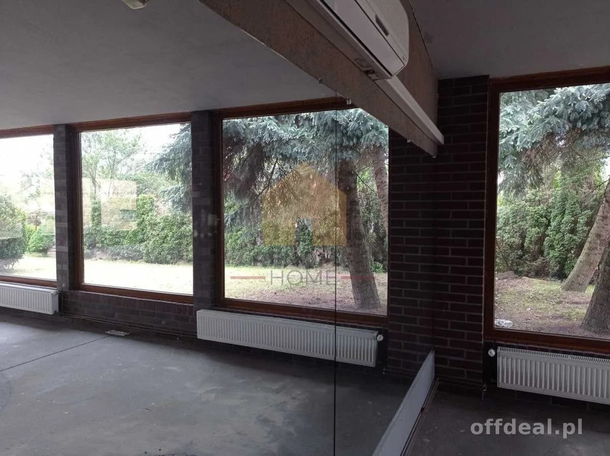 17-room commercial property for rent in Kunice | 774.96 m²