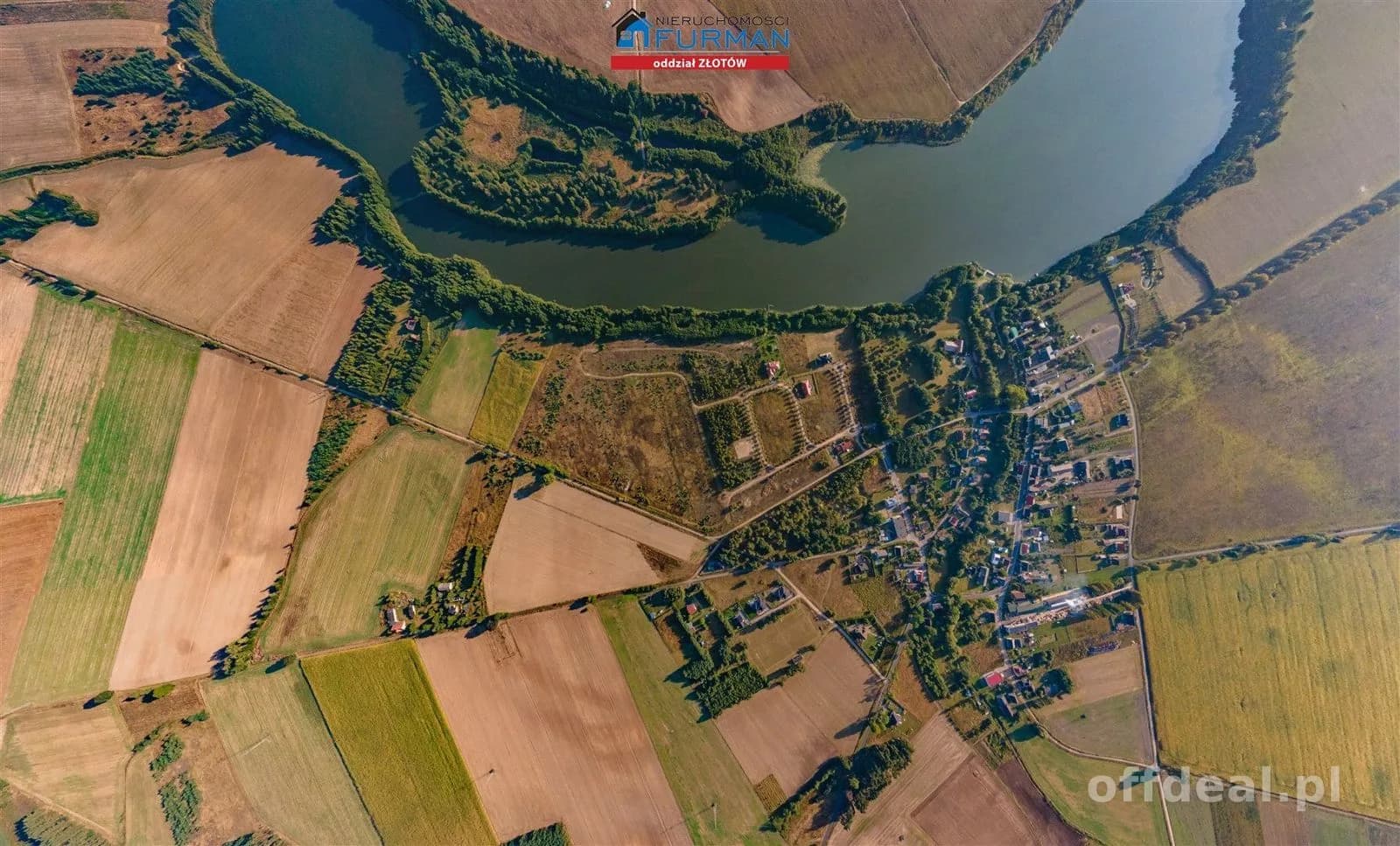 DZIAŁKA NAD JEZIOREM NA SPRZEDAŻ W ZALESIU