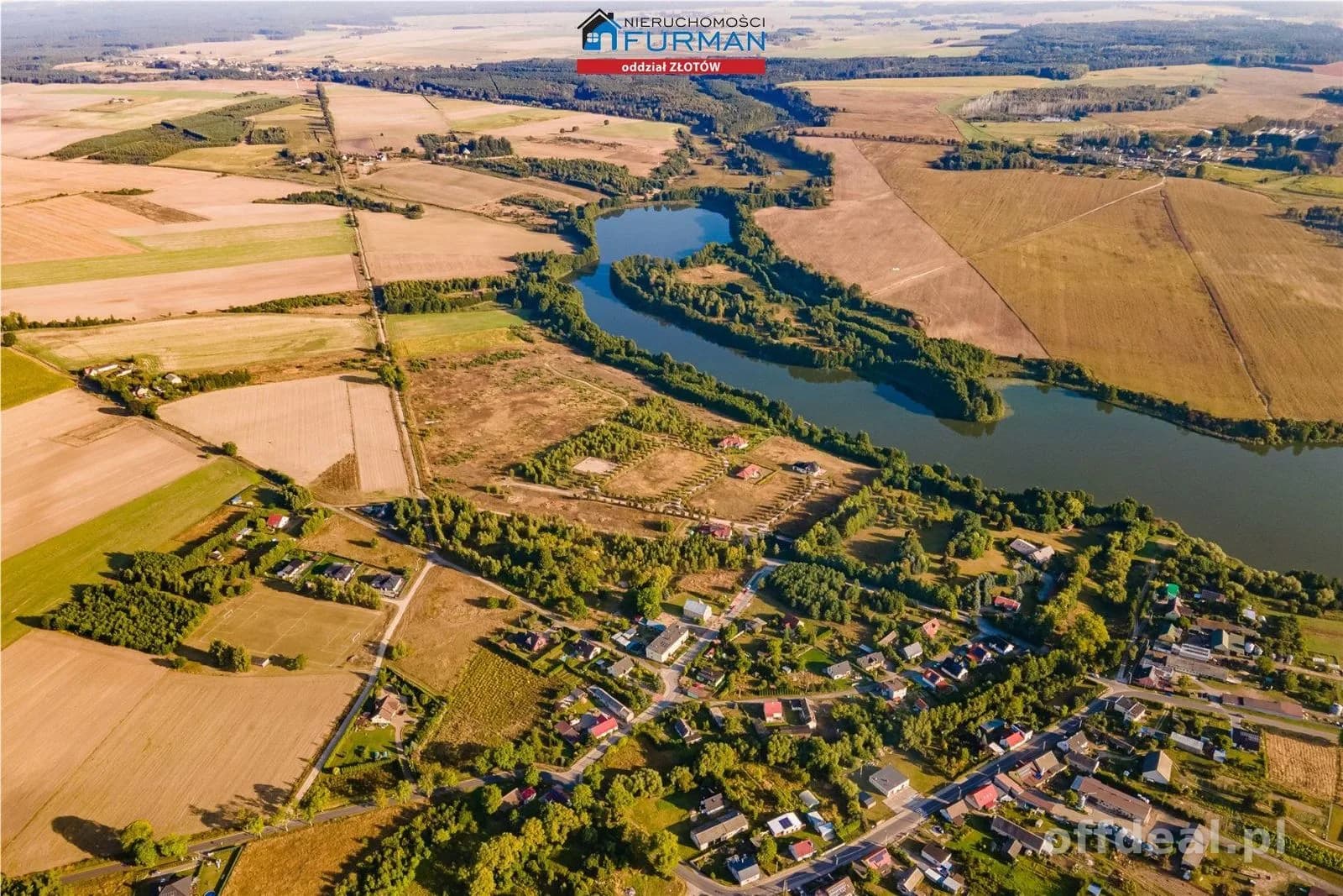 DZIAŁKA NAD JEZIOREM NA SPRZEDAŻ W ZALESIU