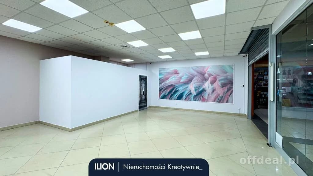 Lokal usługowy 110 m2 w galerii handlowej