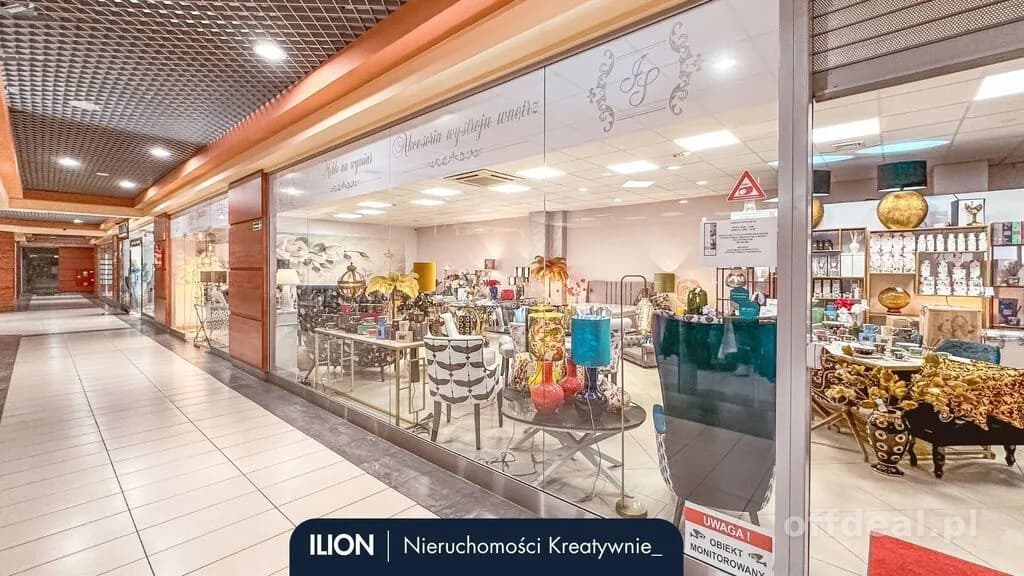 Lokal usługowy 110 m2 w galerii handlowej