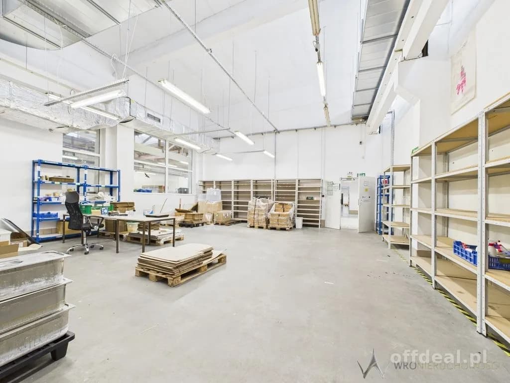 Gewerbeimmobilie zur Miete in Oborniki Śląskie | 1.000 m²