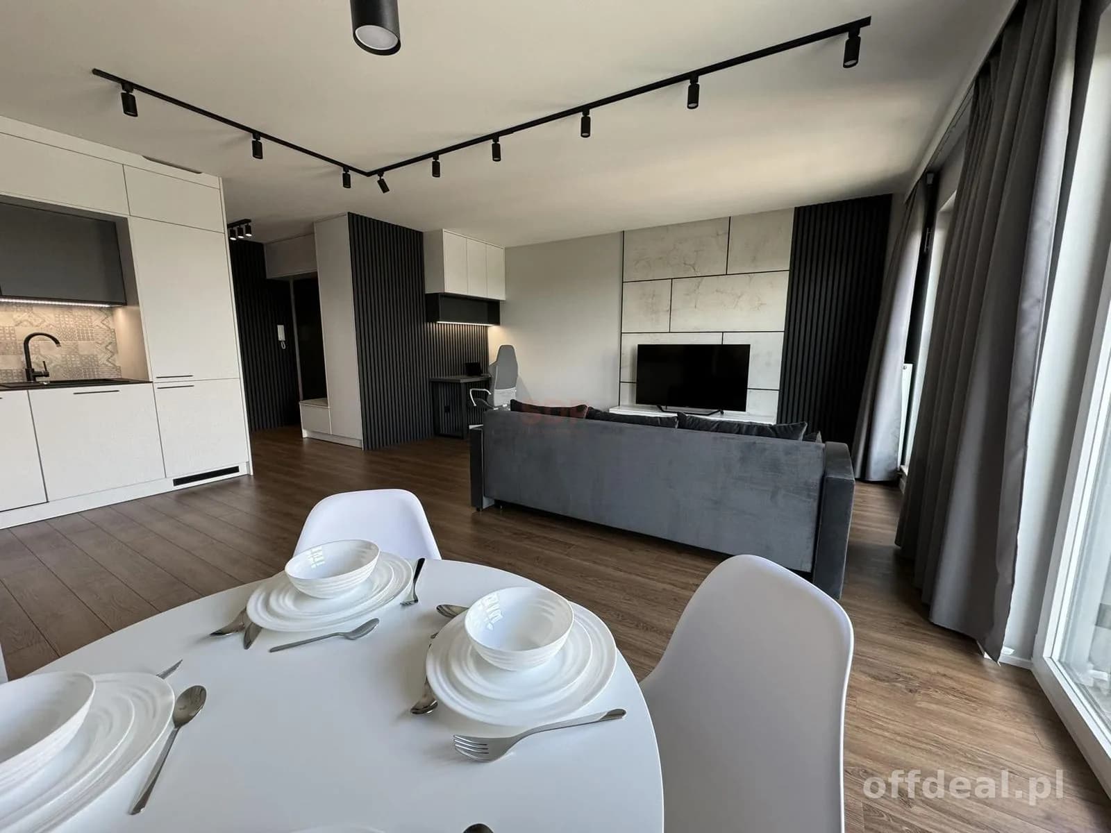 2 pokoje w centrum, 2 balkony, Przedmieście Oławskie