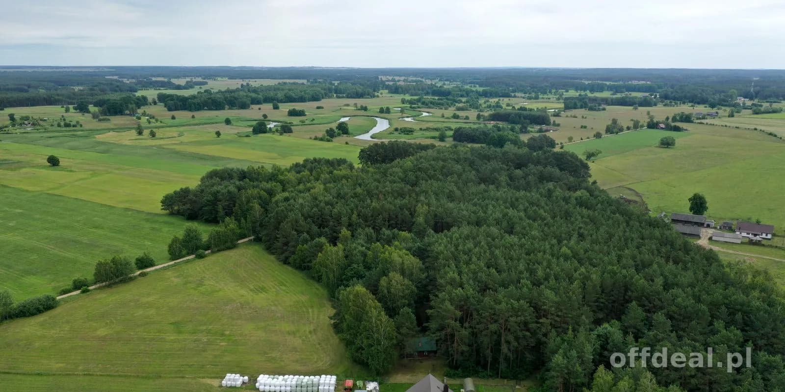 Domek ukryty w małym lesie, blisko rzeki, Cieciory gm. Turośl