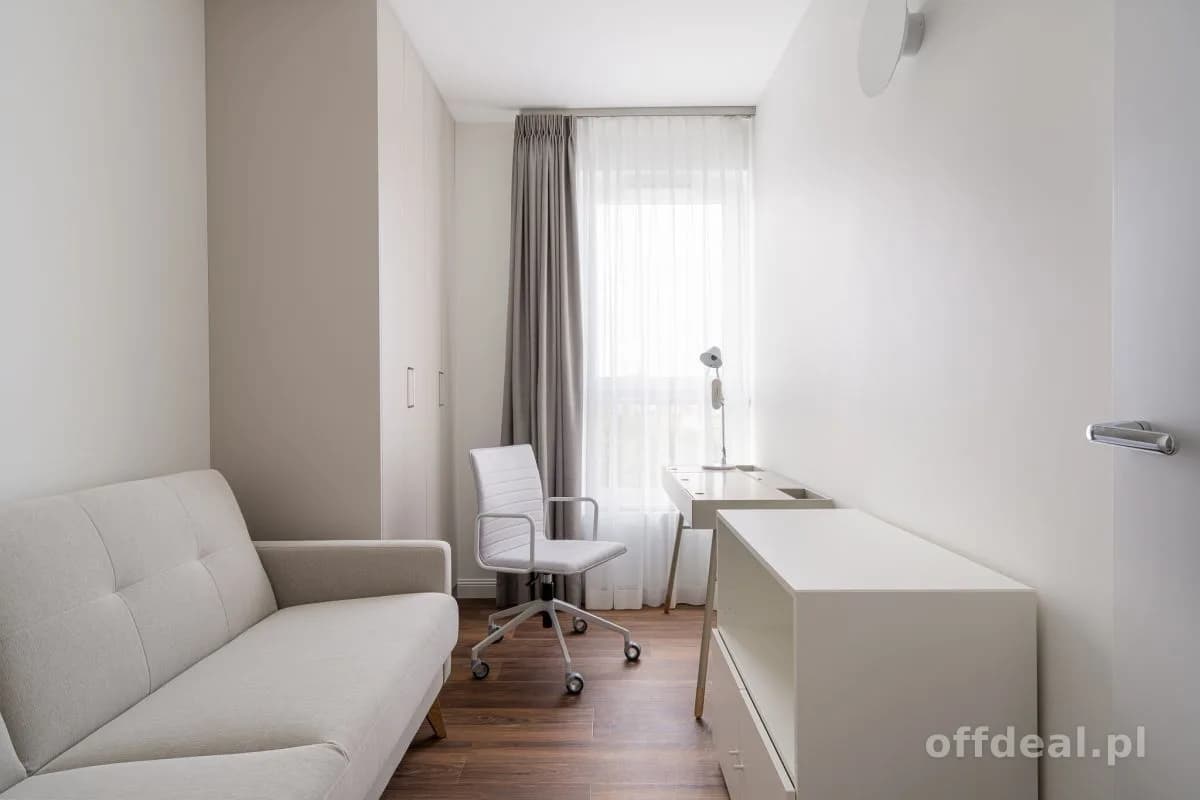 4-Zimmer Wohnung zur Miete in Wrocław, Krzyki, Przedmieście Oławskie | 100 m²