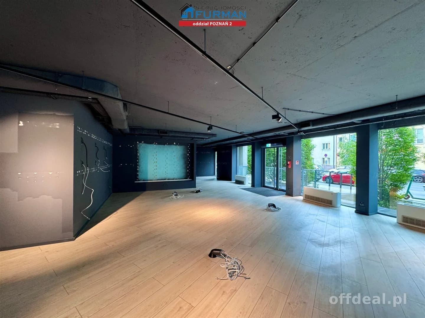 Lokal 145 m², parter, witryna, ul.Piątkowska 116