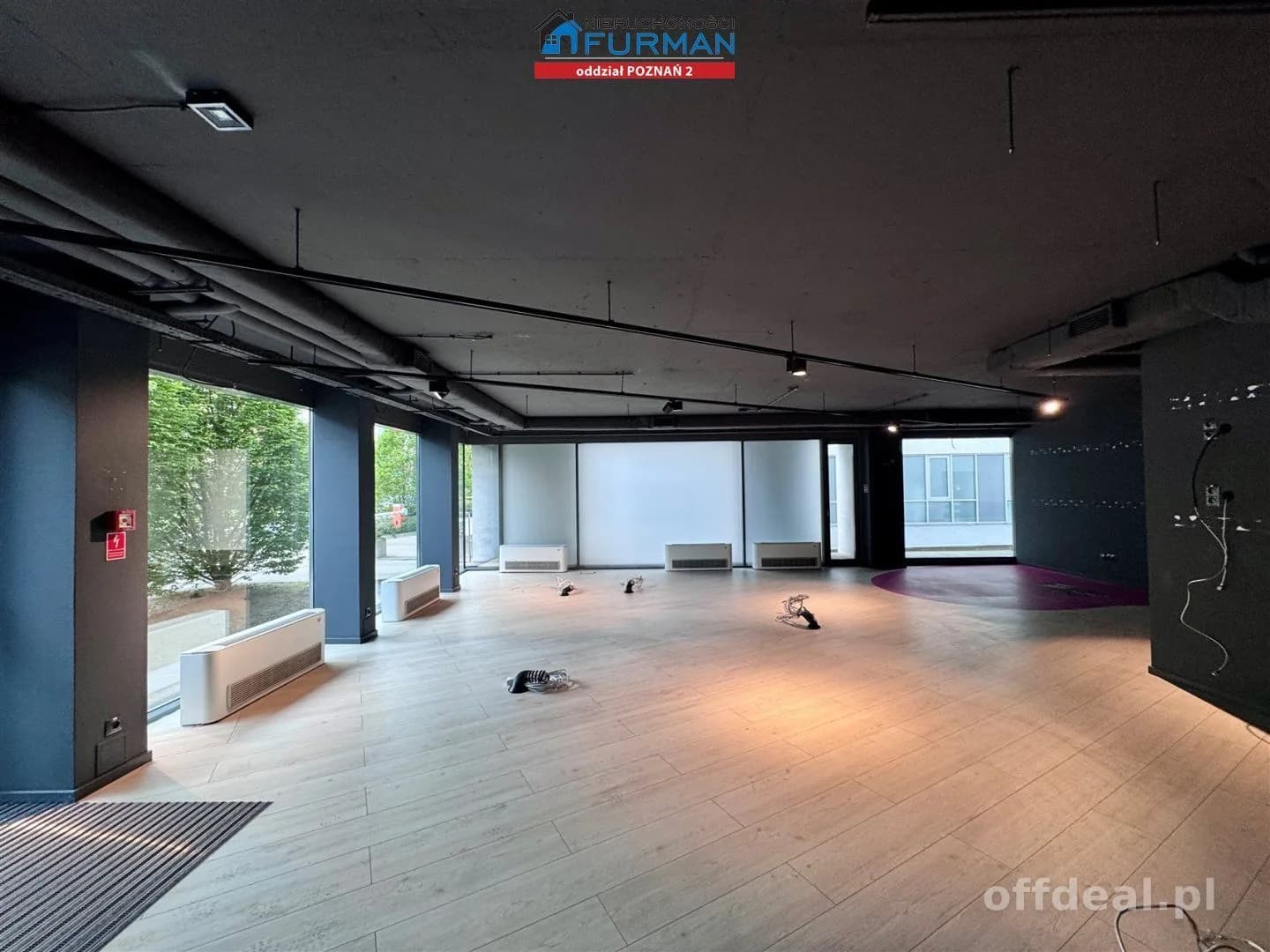 Lokal 145 m², parter, witryna, ul.Piątkowska 116