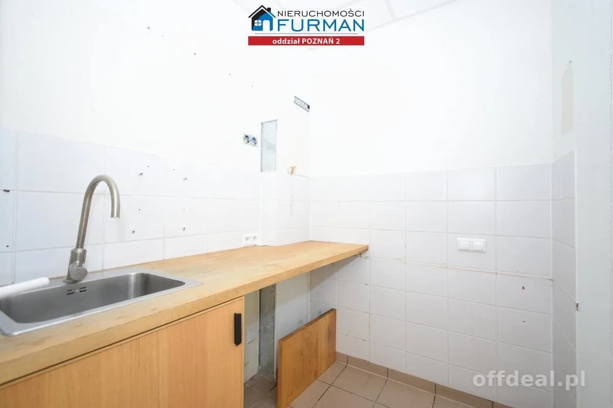 Lokal 145 m², parter, witryna, ul.Piątkowska 116