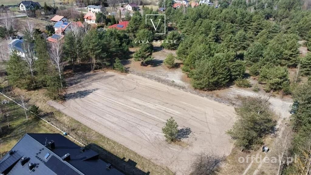 Wyjątkowa działka budowlana w otoczeniu lasu !