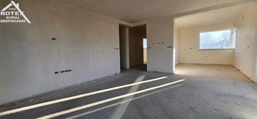 Straszęcin - nowy dom do wykończenia