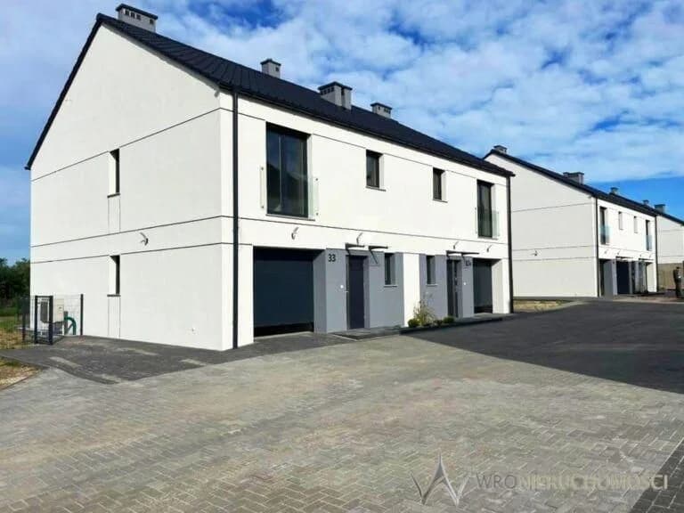 Nowoczesny dom z garażem | 110 m² | duża działka